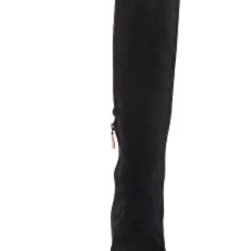 Boots - Picture 3 of 9
